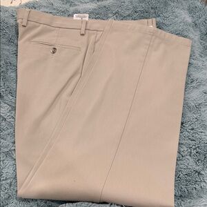 Dockers Men's Light Tan Dress Pants